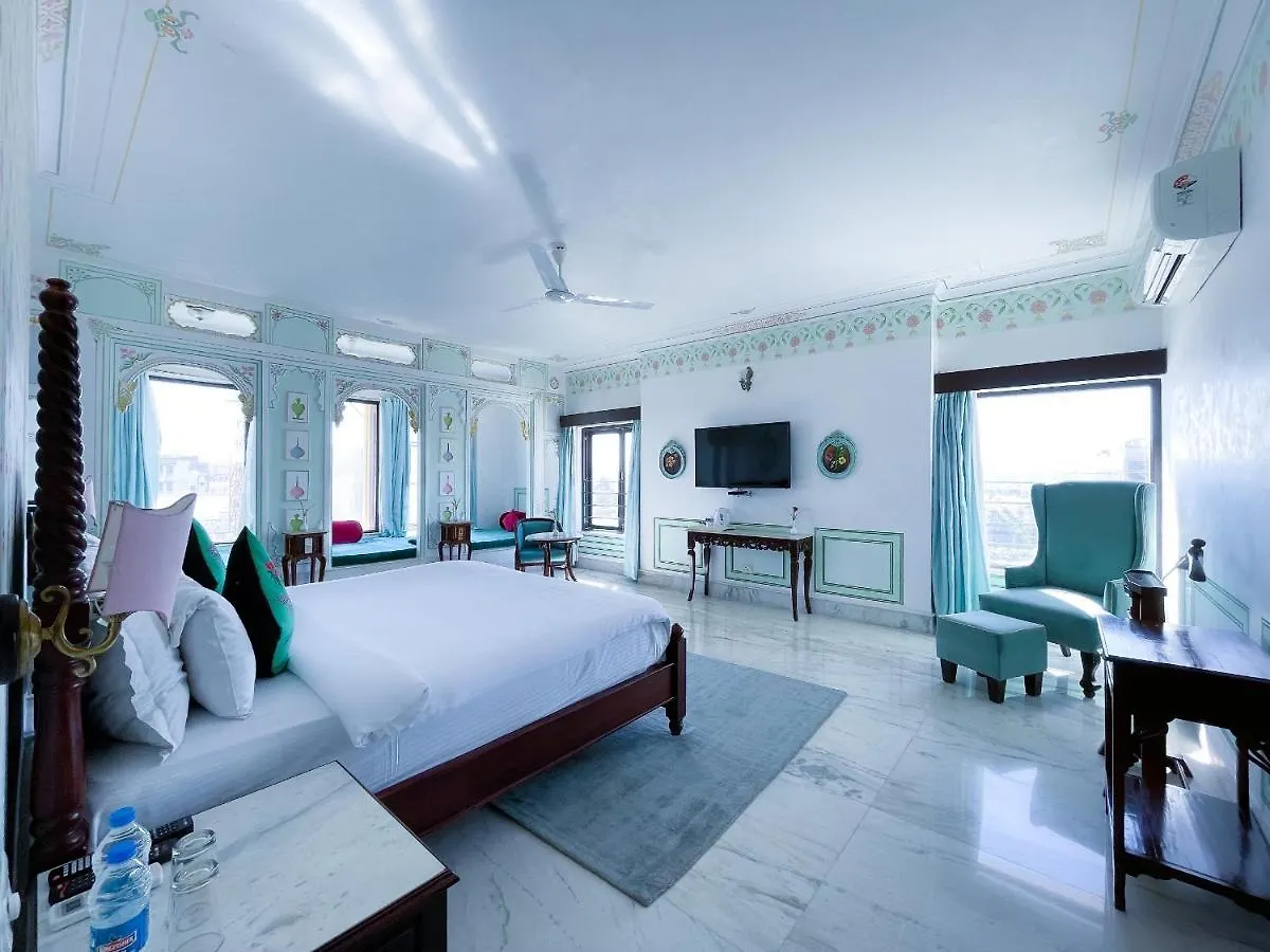 Hotel Amar Kothi Udaipur 3*,