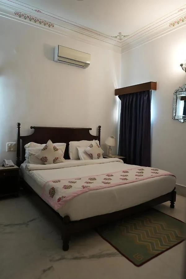 Hotel Amar Kothi Udaipur