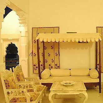 Hotel Amar Kothi Udaipur 3*,